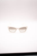 GUESS 0019