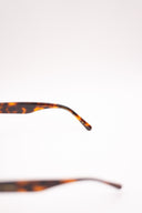 MARC JACOBS 884S 086