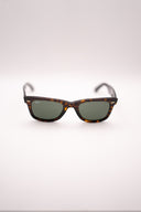 RAY-BAN WAYFARER CLASSIC