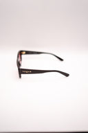 VOGUE 5657